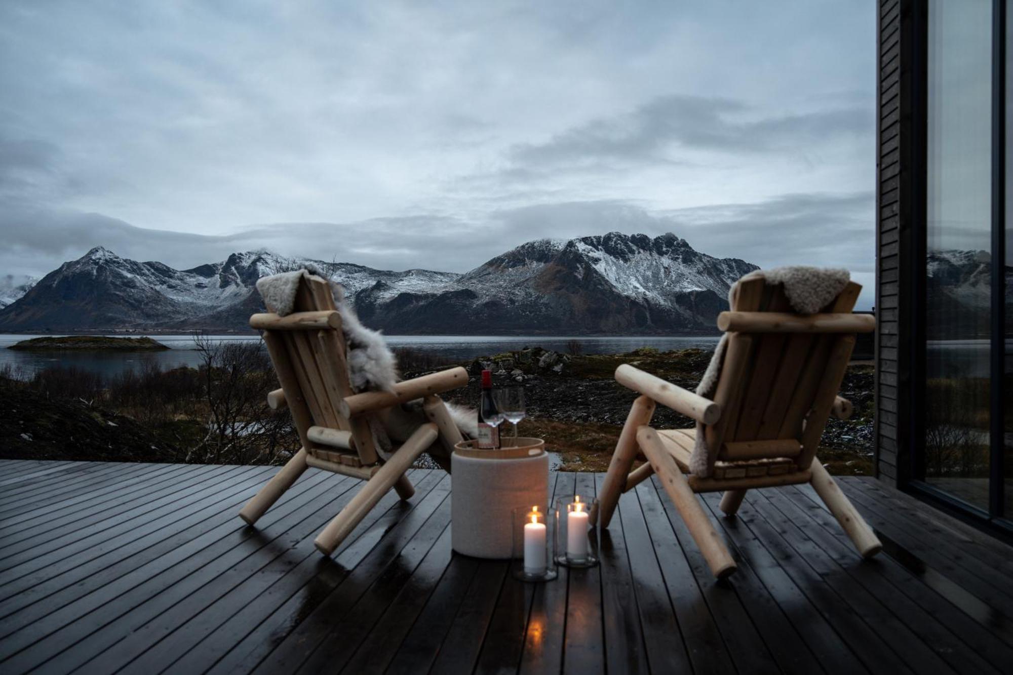Luksushytte Med Jacuzzi, Summer&Winter Retreat Lyngværet Extérieur photo